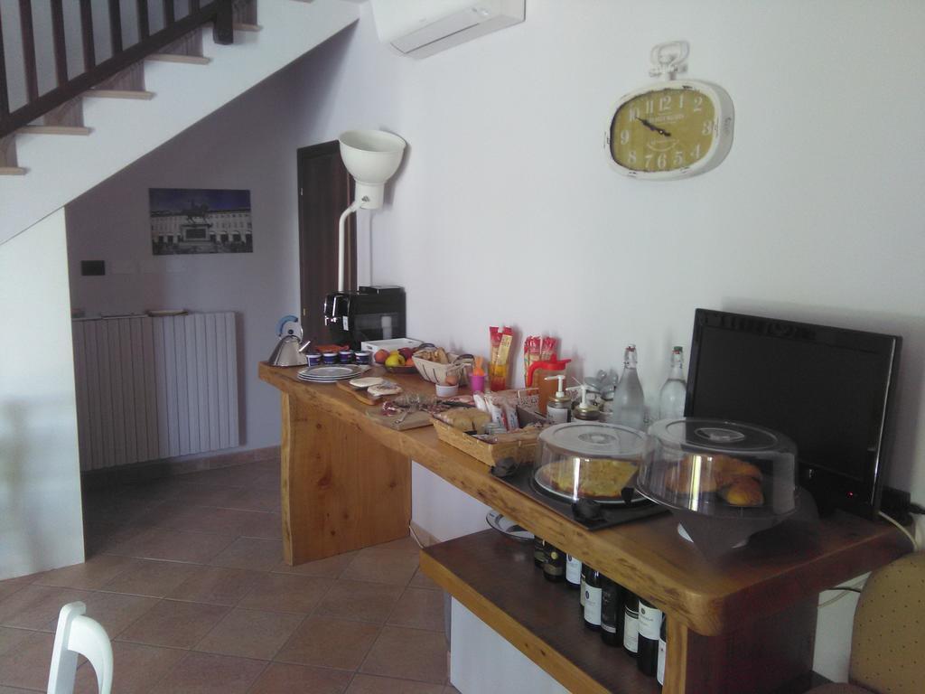 Casa Molly Hotel La Morra Bagian luar foto