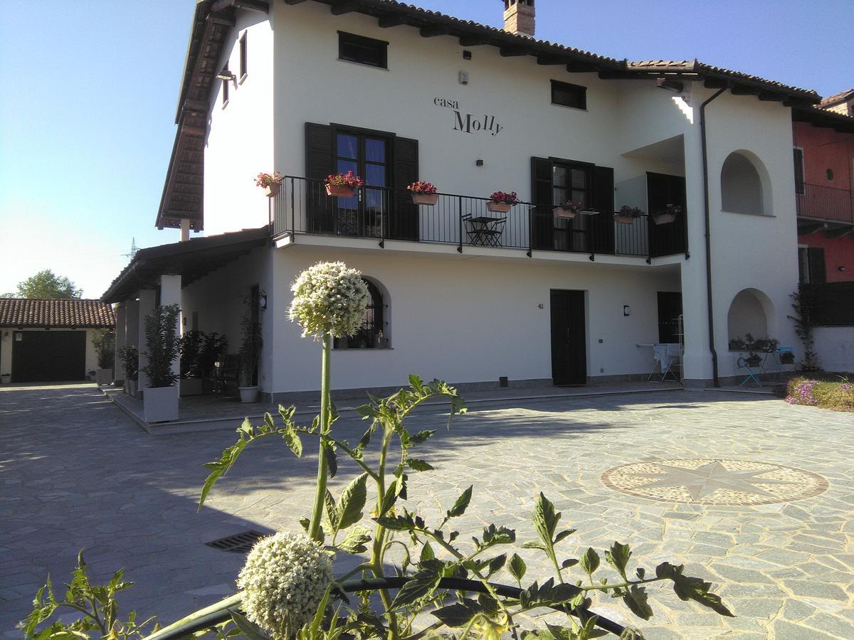 Casa Molly Hotel La Morra Bagian luar foto