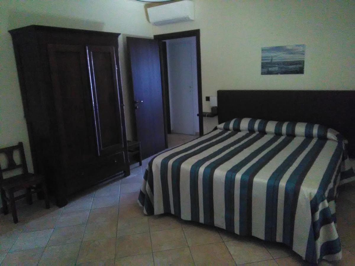 Casa Molly Hotel La Morra Bagian luar foto